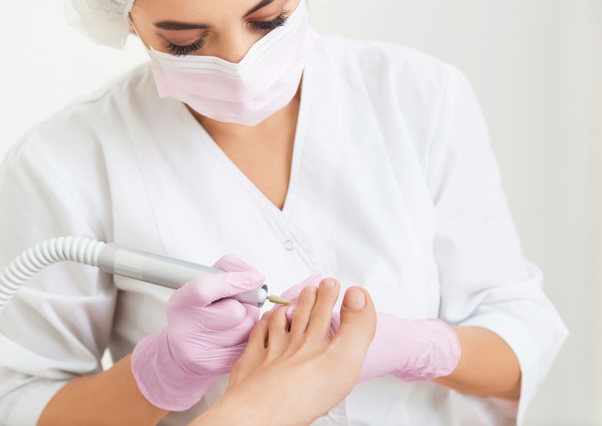 leczenie-paznokci-pogrubionych-Bedzin leczenie paznokci pogrubionych Będzin