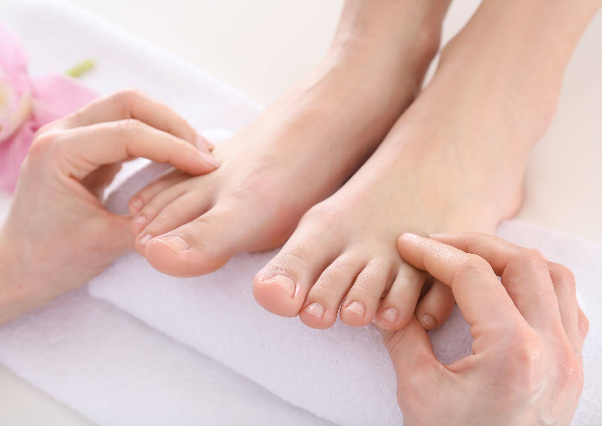 oczyszczanie-paznokcia oczyszczanie paznokcia