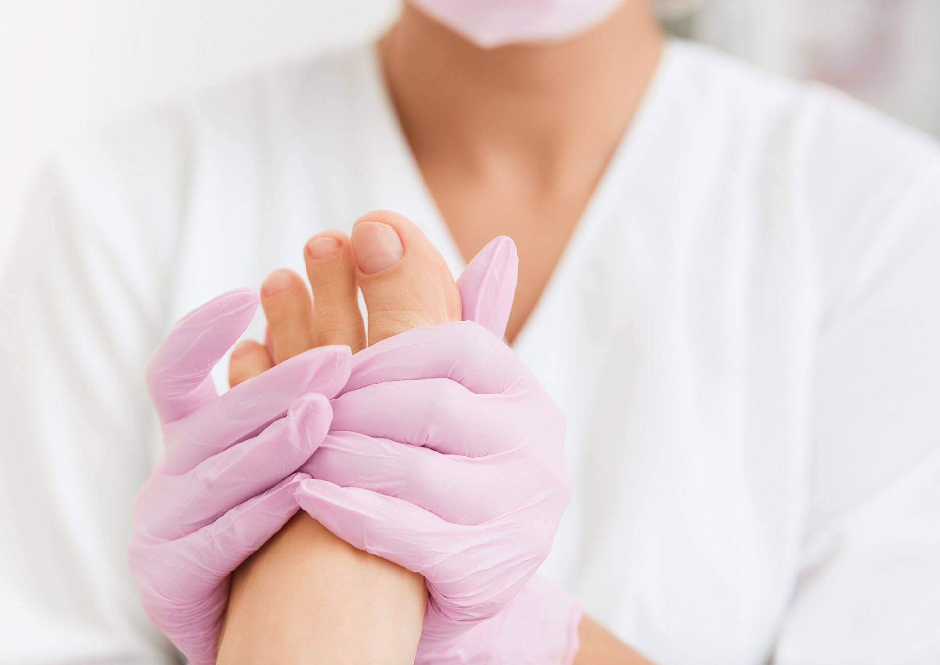 oczyszczanie-plytki-paznokcia oczyszczanie płytki paznokcia