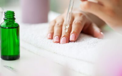 Jak skutecznie odbudować i pielęgnowaćpaznokcie po uszkodzeniach, urazach i zerwaniu?